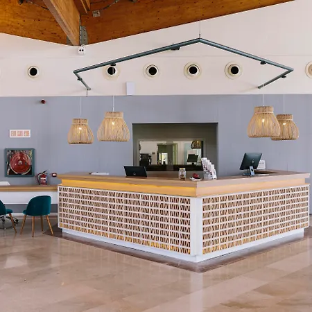 Szálloda Alua Village Fuerteventura 4*